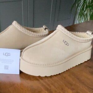 UGG Tasman Platform Slipper in Mustard Seed - 8